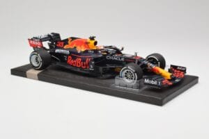 Red Bull RB16B #33 M. Verstappen Dutch GP Winner 2021 Minichamps 1:18 113212533 Μέταλλο - εικόνα 4 από 7