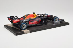 Red Bull RB16B #33 M. Verstappen Belgian GP 2021 Winner Minichamps 1:18 113211333 Ρητίνη - εικόνα 3 από 7