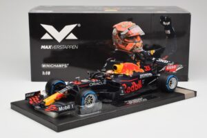 Red Bull RB16B #33 M. Verstappen Belgian GP 2021 Winner Minichamps 1:18 113211333 Ρητίνη - εικόνα 6 από 7