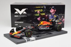 Red Bull RB18 #1 M. Verstappen Japan GP Winner No Figure 2022 Minichamps 1:18 113221801B Μέταλλο - εικόνα 6 από 7