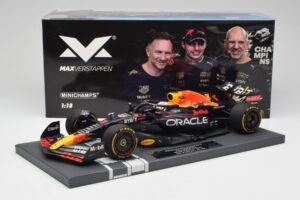 Red Bull RB18 Oracle #1 M. Verstappen US GP 2022 Winner Minichamps 1:18 113221901 Ρητίνη - εικόνα 7 από 7