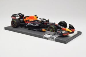 Red Bull RB18 #1 M. Verstappen Emilia Romagna GP 2022 Winner Minichamps 1:18 113220401 Ρητίνη - εικόνα 4 από 7