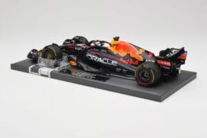 Red Bull RB18 #1 M. Verstappen Emilia Romagna GP 2022 Winner Minichamps 1:18 113220401 Ρητίνη - εικόνα 5 από 7