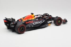 Red Bull RB19 #1 M. Verstappen Qatar Sprint Race 2nd WC 2023 Minichamps 1:18 110231801 Μέταλλο - εικόνα 2 από 6