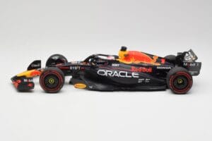 Red Bull RB19 #1 M. Verstappen Qatar Sprint Race 2nd WC 2023 Minichamps 1:18 110231801 Μέταλλο - εικόνα 3 από 6