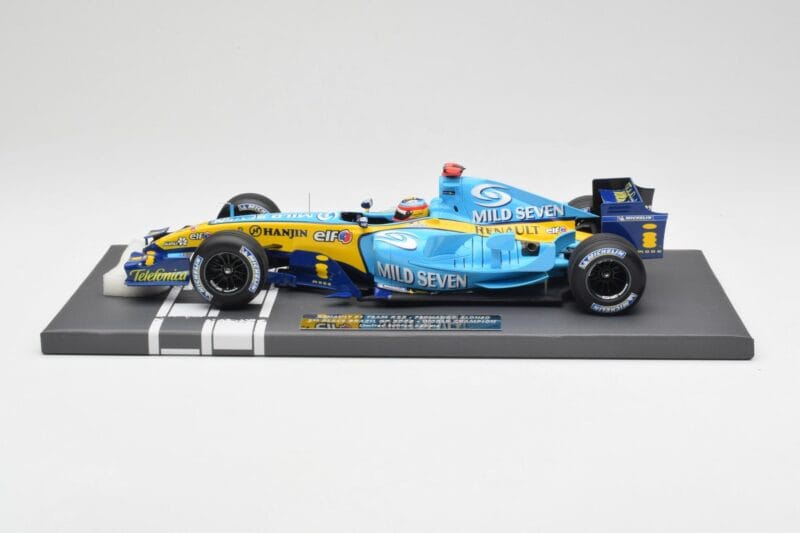 Renault F1 Team R25 #5 F. Alonso 3rd Place Brazil GP 2005 World Champion Minichamps 1:18 117051705 Μέταλλο