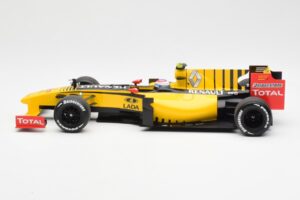 Renault F1 Team R30 #11 V. Petrov Showcar F1 2010 Minichamps 1:18 150100082 Μέταλλο - εικόνα 3 από 6