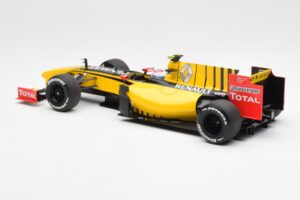 Renault F1 Team R30 #11 V. Petrov Showcar F1 2010 Minichamps 1:18 150100082 Μέταλλο - εικόνα 5 από 6