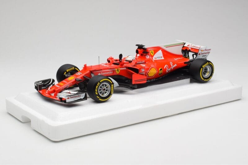 Scuderia Ferrari SF70H #5 S. Vettel Winner Australian GP 2017 End of Race BBR 1:18 BBR181705-E Μέταλλο