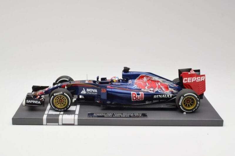 Scuderia Toro Rosso STR10 Renault #33 M. Verstappen Australian GP 2015 Minichamps 1:18 117150033 Ρητίνη