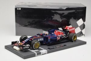Scuderia Toro Rosso STR10 Renault #33 M. Verstappen Australian GP 2015 Minichamps 1:18 117150033 Ρητίνη - εικόνα 7 από 7