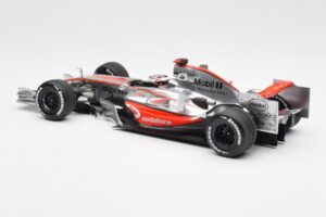 McLaren MP4-22 Mercedes #1 F. Alonso Showcar 2007 Minichamps 1:18 533071871 Μέταλλο - εικόνα 5 από 6