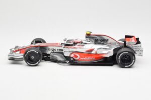 McLaren MP4-23 Mercedes #23 H. Kovalainen 2008 Minichamps 1:18 530081823 Μέταλλο - εικόνα 3 από 6