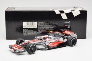 McLaren MP4-23 Mercedes #23 H. Kovalainen 2008 Minichamps 1:18 530081823 Μέταλλο - εικόνα 6 από 6