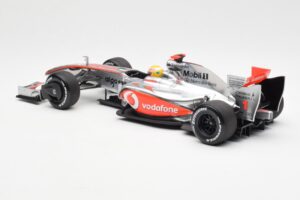 McLaren MP4-24 #1 L. Hamilton 2009 Dealer Edition Minichamps 1:18 503091801 Μέταλλο - εικόνα 5 από 6