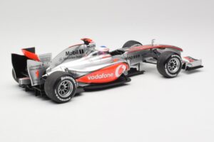 McLaren MP4-25 Vodafone #1 J. Button F1 2010 Minichamps 1:18 530101871-R1 Μέταλλο - εικόνα 2 από 7