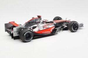 McLaren MP4-22 Mercedes #1 F. Alonso Presentation Valencia 2007 Minichamps 1:18 538071871 Μέταλλο - εικόνα 2 από 6