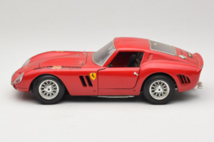 Ferrari 250 GTO Κόκκινο Bburago 1:18 B003 Μέταλλο - εικόνα 4 από 8