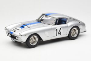 Ferrari 250 GT SWB #14 P. Noblet / J. Guichet Team Noblet 3rd Place 24 Hours of Le Mans 1961 CMC 1:18 M-079 Μέταλλο