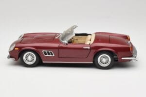 Ferrari 250 GT California Spider LWB Σκούρο Κόκκινο Hot Wheels 1:18 25727 Μέταλλο - εικόνα 4 από 8