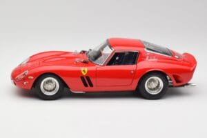 Ferrari 250 GTO London Show Κόκκινο CMC 1:18 M-256 Μέταλλο - εικόνα 3 από 6