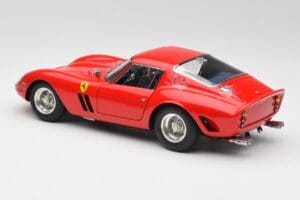 Ferrari 250 GTO London Show Κόκκινο CMC 1:18 M-256 Μέταλλο - εικόνα 5 από 6