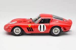 Ferrari 250 GTO #11 J. Surtees / M. Parkes Paris 1000km 1962 CMC 1:18 M-249 Μέταλλο - εικόνα 3 από 6