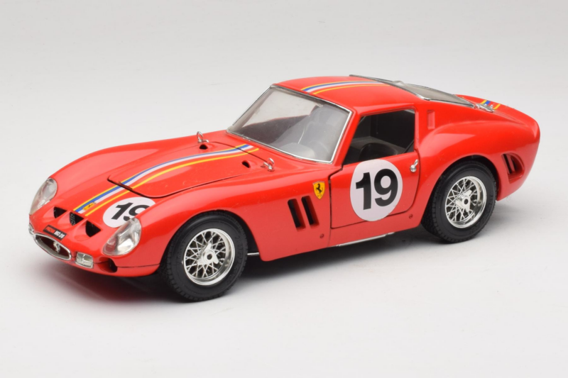Ferrari 250 GTO #19 Κόκκινο Ρίγες 1962 Bburago 1:18 3011-P3 Μέταλλο