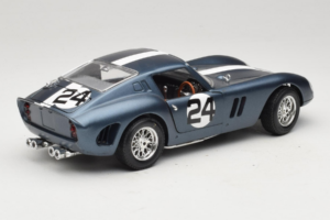 Ferrari 250 GTO #24 Μπλε Λευκή Ρίγα 1962 Bburago 1:18 3011-B2 Μέταλλο - εικόνα 3 από 8