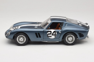 Ferrari 250 GTO #24 Μπλε Λευκή Ρίγα 1962 Bburago 1:18 3011-B2 Μέταλλο - εικόνα 4 από 8