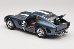 Ferrari 250 GTO #24 Μπλε Λευκή Ρίγα 1962 Bburago 1:18 3011-B2 Μέταλλο - εικόνα 5 από 8