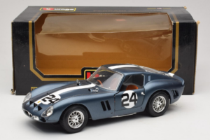 Ferrari 250 GTO #24 Μπλε Λευκή Ρίγα 1962 Bburago 1:18 3011-B2 Μέταλλο - εικόνα 8 από 8