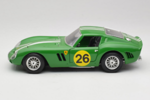 Ferrari 250 GTO #26 Πράσινο Λευκές Ρίγες 1962 Bburago 1:18 3011-G3 Μέταλλο - εικόνα 4 από 8