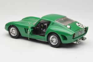 Ferrari 250 GTO #33 Πράσινο Bburago 1:18 3011-G1 Μέταλλο - εικόνα 5 από 8