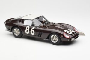 Ferrari 250 GTO #86 Targa Florio 1962 CMC 1:18 M-156 Μέταλλο - εικόνα 4 από 6