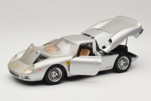 Ferrari 250 LM Ασημί Bburago 1:18 3033-S1 Μέταλλο - εικόνα 2 από 8