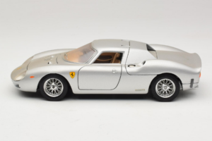 Ferrari 250 LM Ασημί Bburago 1:18 3033-S1 Μέταλλο - εικόνα 4 από 8