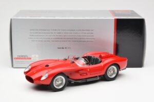 Ferrari 250 Testa Rossa Pontoon Fender Κόκκινο CMC 1:18 M-071 Μέταλλο - εικόνα 6 από 6