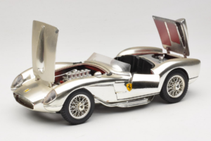Ferrari 250 Testa Rossa Chrome Ασημί Bburago 1:18 3007-C1 Μέταλλο - εικόνα 2 από 8