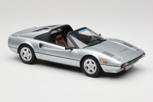 Ferrari 308 GTS Ασημί Norev 1:18 187934 Μέταλλο - εικόνα 5 από 7