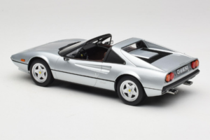 Ferrari 308 GTS Ασημί Norev 1:18 187934 Μέταλλο - εικόνα 6 από 7