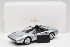 Ferrari 308 GTS Ασημί Norev 1:18 187934 Μέταλλο - εικόνα 7 από 7