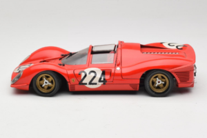 Ferrari 330 P4 #224 Κόκκινο 1967 Revell 1:18 48825-P2 Μέταλλο - εικόνα 4 από 7