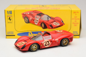 Ferrari 330 P4 #23 L. Bandini / C. Amon 24 Hours of Daytona Winner 1967 Revell 1:18 48833 Μέταλλο - εικόνα 8 από 8
