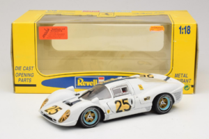 Ferrari 330 P4 #25 Λευκό Revell 1:18 48845 Μέταλλο - εικόνα 8 από 8