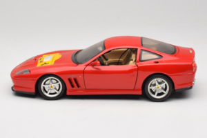 Ferrari 550 Maranello 22 Jahre Ferrari Model Club Κόκκινο Bburago 1:18 3064-P2 Μέταλλο - εικόνα 4 από 8