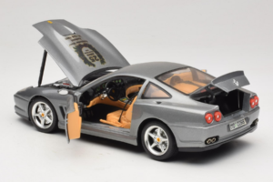 Ferrari 550 Maranello 25 Jahre Ferrari Model Club Ασημί 2η Έκδοση Bburago 1:18 3064-S1 Μέταλλο - εικόνα 5 από 8