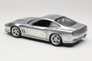 Ferrari 550 Maranello Chrome Silver Hot Wheels 1:18 25740 Μέταλλο - εικόνα 7 από 8