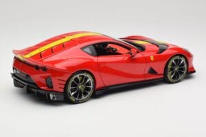 Ferrari 812 Competizione Rosso Corsa Με Κίτρινες Ρίγες Bburago 1:18 18-16915 Μέταλλο - εικόνα 3 από 8