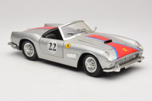 Ferrari California #22 Ασημί Κόκκινη Ρίγα 1966 Tonka 1:18 01109-S2 Μέταλλο - εικόνα 6 από 8